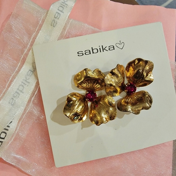 #Sabika #Statement #AlMi Collection Gold Modular Flower Studs #NWOT - Picture 1 of 6